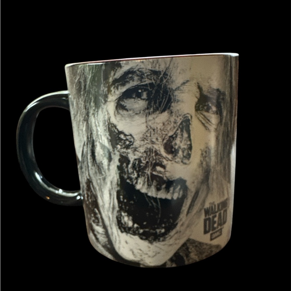 The Walking Dead Mug- revolting from every angle.